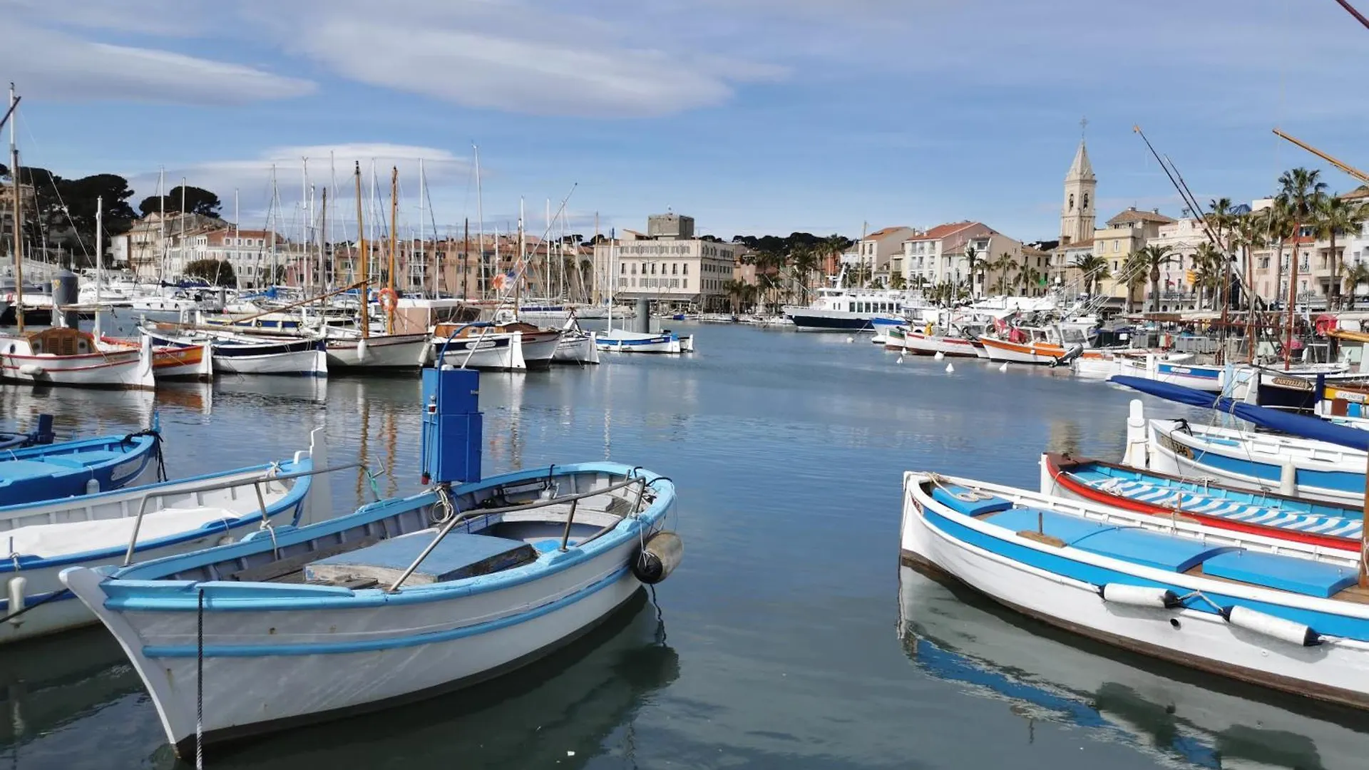 Apartment Belazur Entre Plage Et Port Bandol France